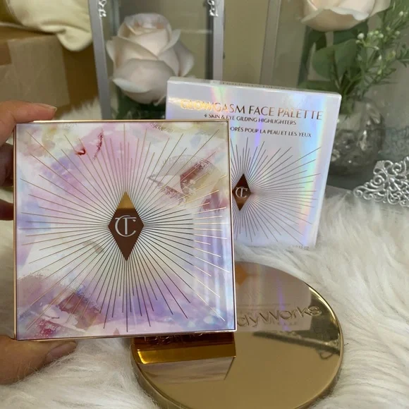 CHARLOTTE TILBURY GLOWGASM FACE PALETTE 4 SKIN & EYE GILDING HIGHLIGHTERS